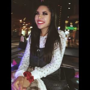 Meet your Posher, Noemi